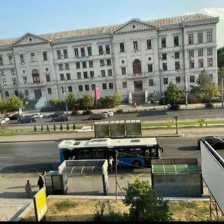 Apartament Lux Ultracentral Craiova Kültér fotó