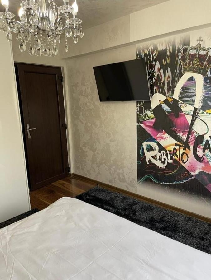 Apartament Lux Ultracentral Craiova Kültér fotó