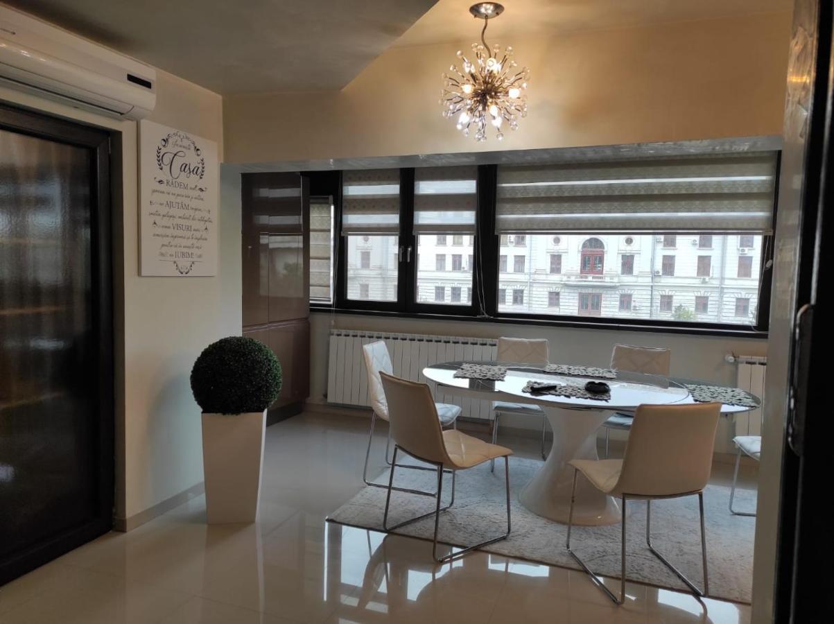 Apartament Lux Ultracentral Craiova Kültér fotó
